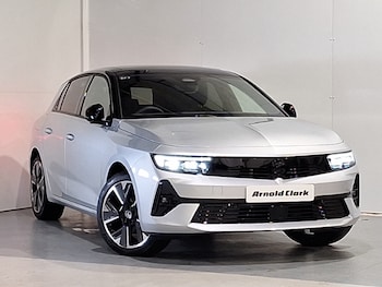 2025 - 115kW Ultimate 54kWh 5dr Auto