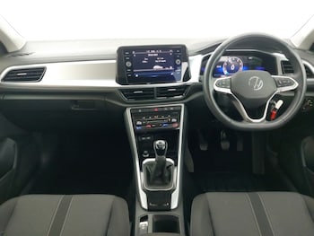 Used Volkswagen T-Roc 2023 for sale - 76600226: Photo