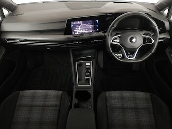 Used Volkswagen Golf 2022 for sale - 77419960: Photo