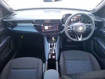 Used Alfa Romeo Junior 2025 for sale - 77786869: Photo