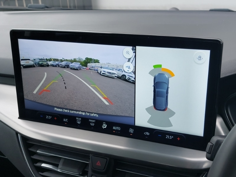 Used Ford Focus 2023 for sale - 76639858: Photo 11