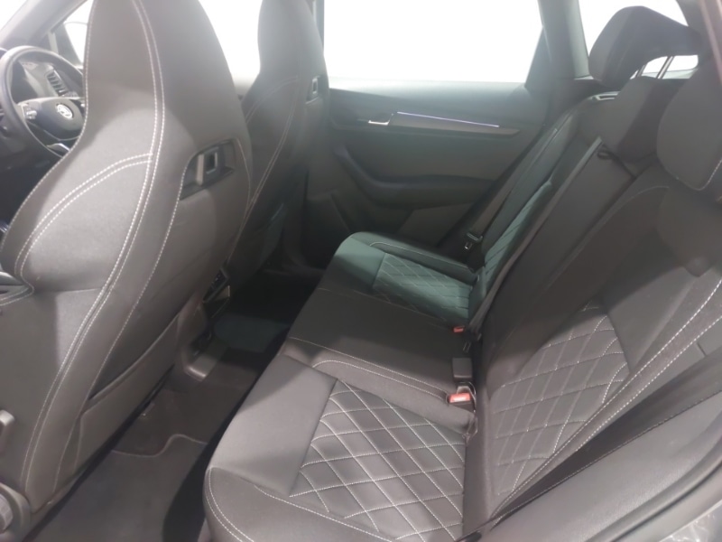 Used Skoda Karoq 2024 for sale - 76720811: Photo 6