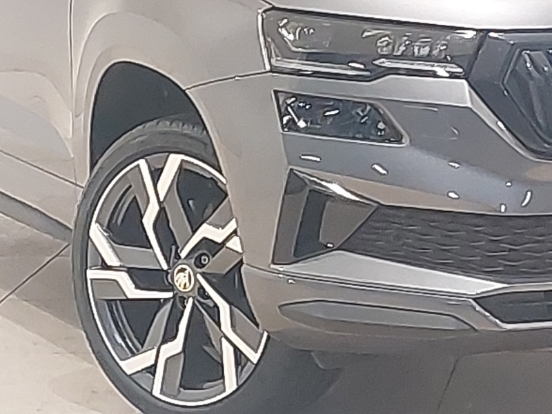 Used Skoda Karoq 2024 for sale - 76720811: Photo 9