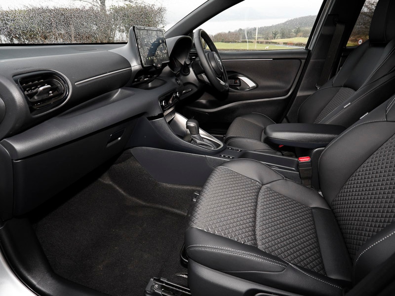 Used Mazda Mazda2 HYBRID 2025 for sale - 77004292: Photo 5