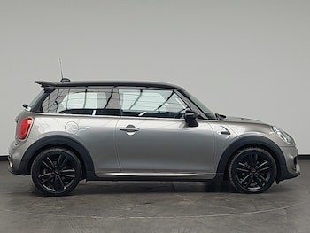Used MINI Cooper 2020 for sale - 77051901: Photo