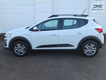 Used Dacia Sandero Stepway 2022 for sale - 77358070: Photo