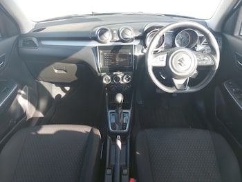 Used Suzuki Swift 2024 for sale - 77253219: Photo