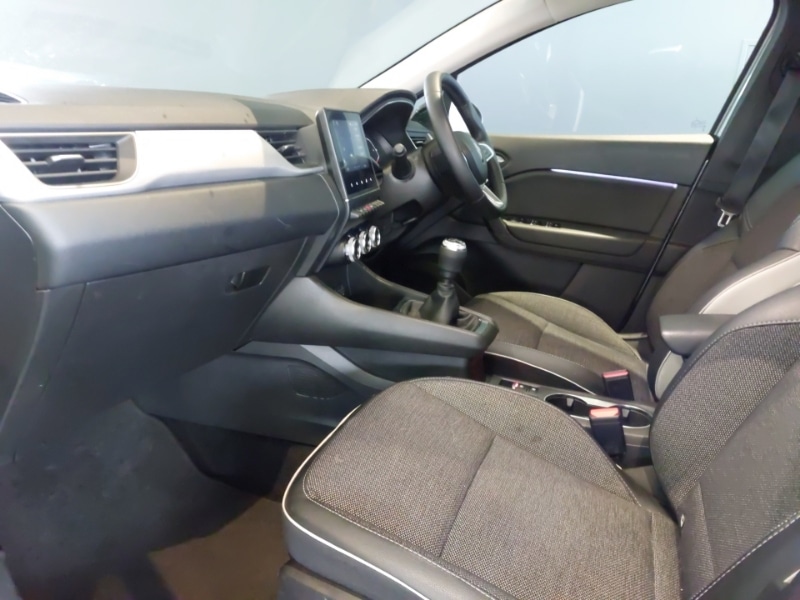 Used Renault Captur 2023 for sale - 77954606: Photo 5