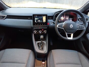 Used Renault Clio 2025 for sale - 76897947: Photo