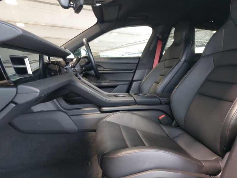 Used Porsche Taycan 2022 for sale - 77876012: Photo 5