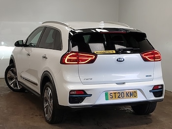 Used Kia Niro 2020 for sale - 77875244: Photo