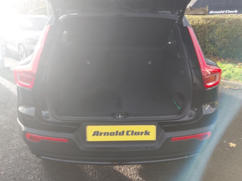 Used Volvo XC40 2025 for sale - 76656870: Photo 8