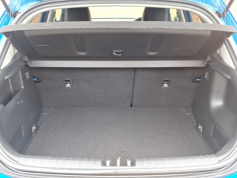 Used Kia Stonic 2022 for sale - 76737723: Photo 8