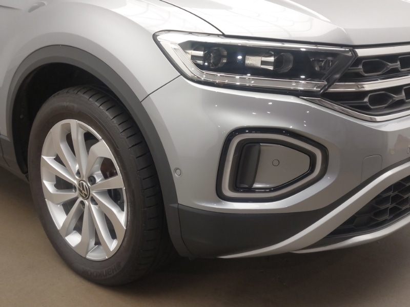 Used Volkswagen T-Roc 2023 for sale - 76171810: Photo 9