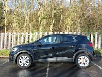 Used Renault Captur 2022 for sale - 77242124: Photo