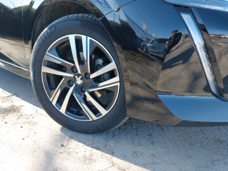 Used Peugeot 208 2023 for sale - 77992324: Photo 9