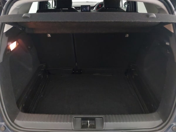 Used Renault Captur 2022 for sale - 76310240: Photo 8
