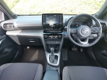 Used Toyota Yaris Cross 2024 for sale - 75580494: Photo