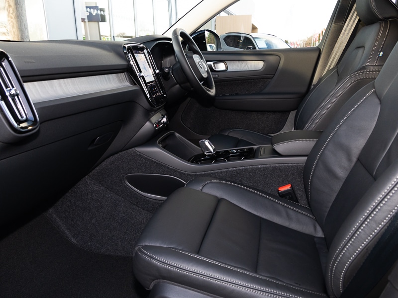 Used Volvo XC40 2025 for sale - 77126976: Photo 5