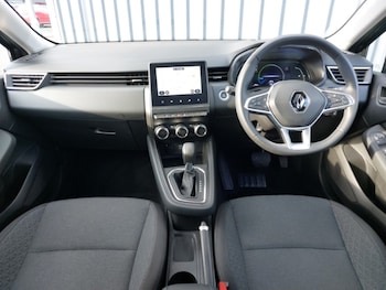 Used Renault Clio 2022 for sale - 77266264: Photo