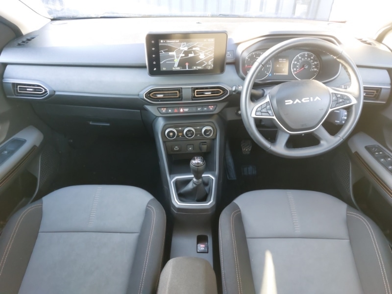 Used Dacia Sandero Stepway 2024 for sale - 77252558: Photo 2