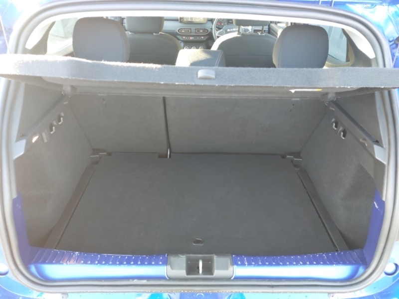 Used Dacia Sandero Stepway 2024 for sale - 77252558: Photo 8