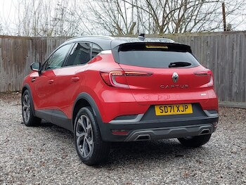 Used Renault Captur 2021 for sale - 77224302: Photo