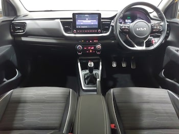 Used Kia Stonic 2022 for sale - 75656647: Photo