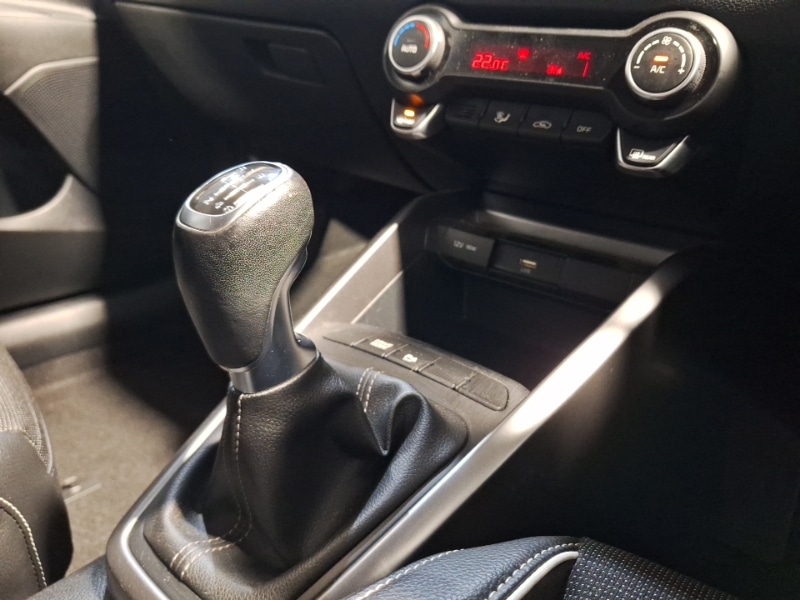 Used Kia Stonic 2022 for sale - 77330175: Photo 11