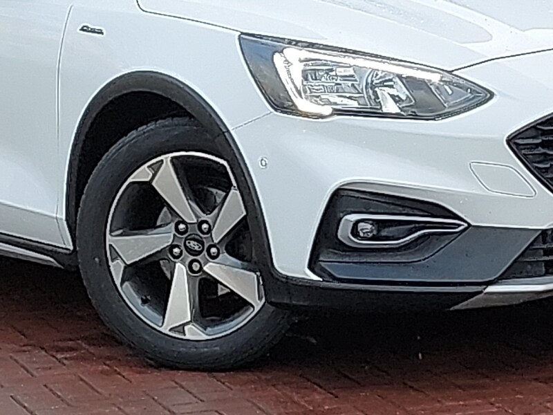 Used Ford Focus 2021 for sale - 76861483: Photo 9