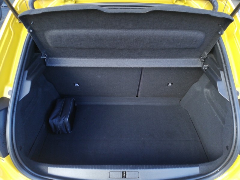 Used Peugeot 208 2020 for sale - 76656853: Photo 8