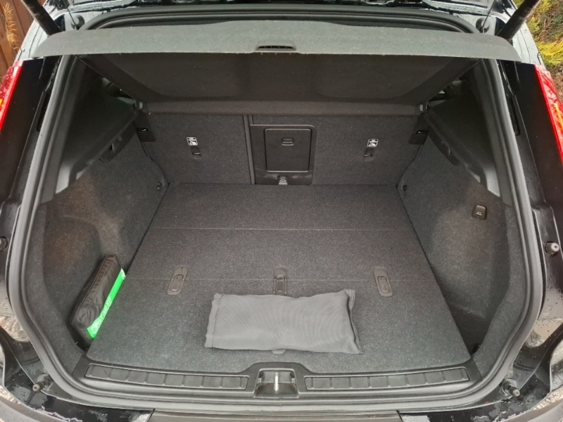 Used Volvo XC40 2022 for sale - 77740625: Photo 8