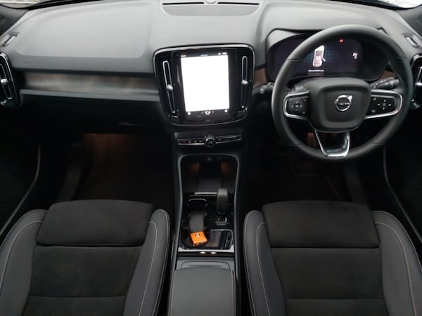 Used Volvo C40 2022 for sale - 76298035: Photo 2