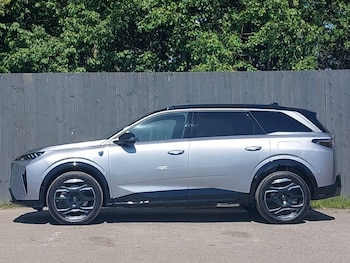 Used Peugeot 5008 2025 for sale - 75480151: Photo
