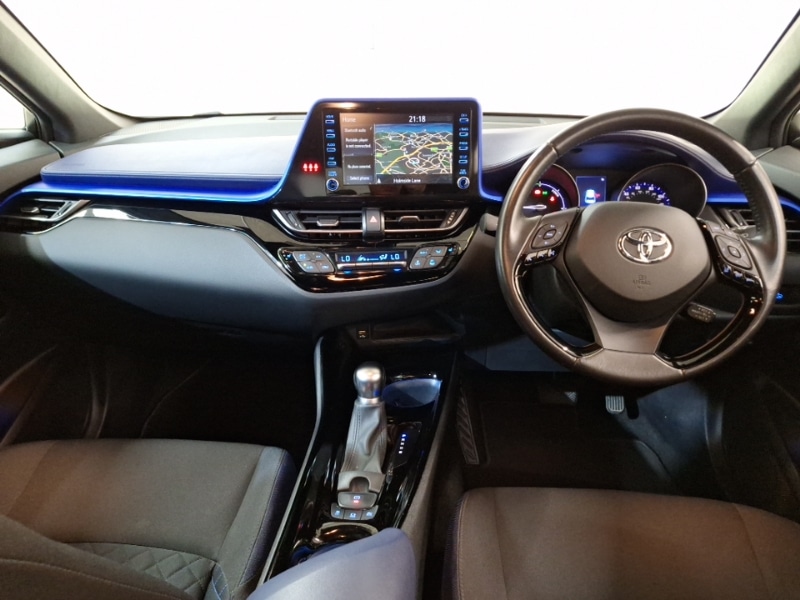 Used Toyota C-HR 2020 for sale - 76700406: Photo 2