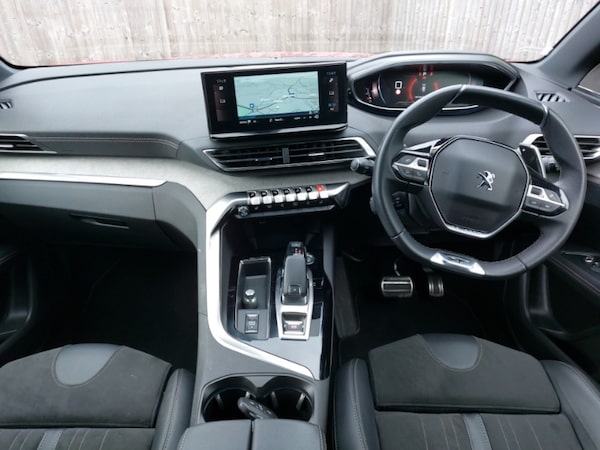 Used Peugeot 3008 2022 for sale - 76183036: Photo 2