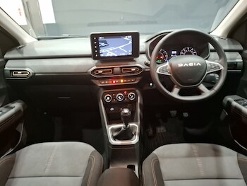 Used Dacia Sandero Stepway 2024 for sale - 76970916: Photo