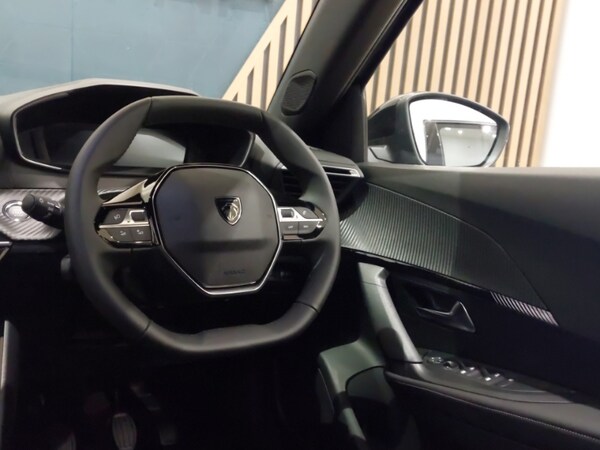 Used Peugeot 2008 2025 for sale - 76258625: Photo 10