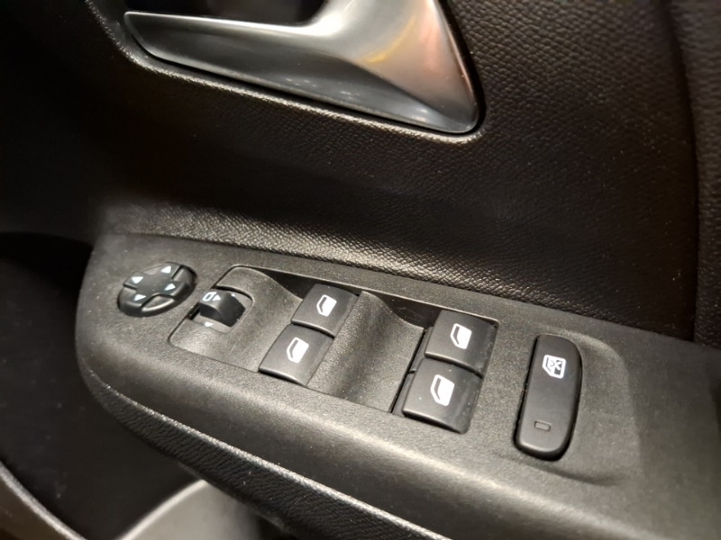 Used Vauxhall Corsa 2023 for sale - 76567629: Photo 12