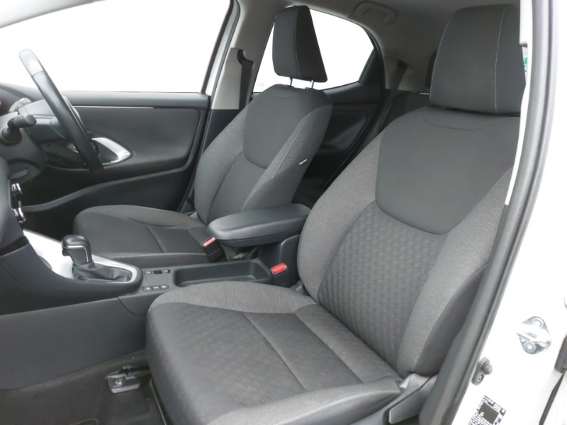 Used Toyota Yaris 2023 for sale - 77876321: Photo 5