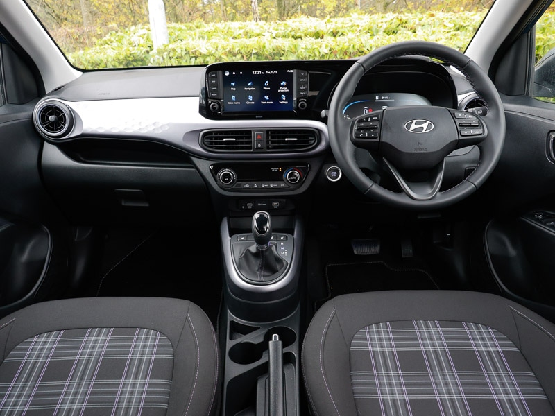 Used Hyundai i10 2024 for sale - 76614460: Photo 2