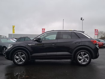 Used Volkswagen T-Roc 2022 for sale - 77495700: Photo