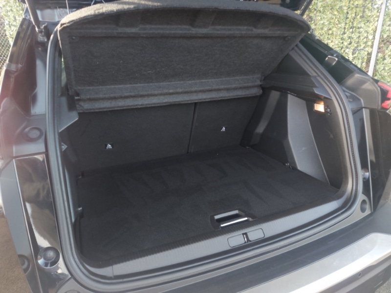 Used Peugeot 2008 2021 for sale - 77995593: Photo 8