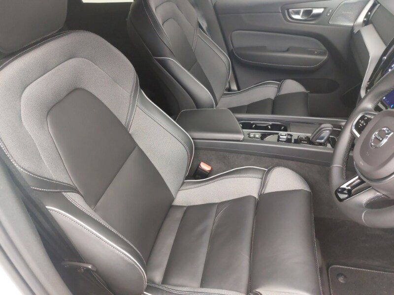 Used Volvo XC60 2021 for sale - 77492254: Photo 11