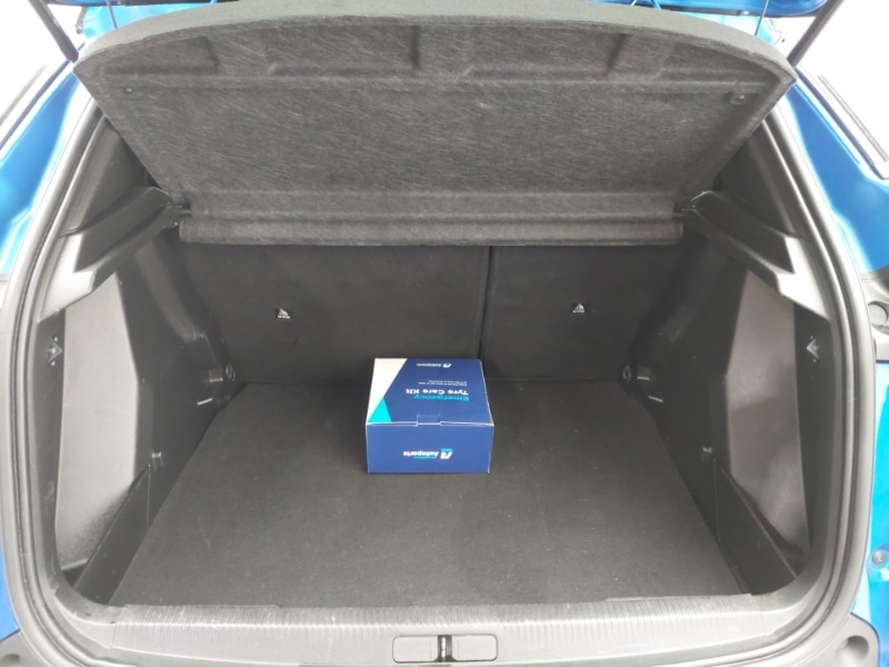 Used Peugeot 2008 2023 for sale - 76404291: Photo 8