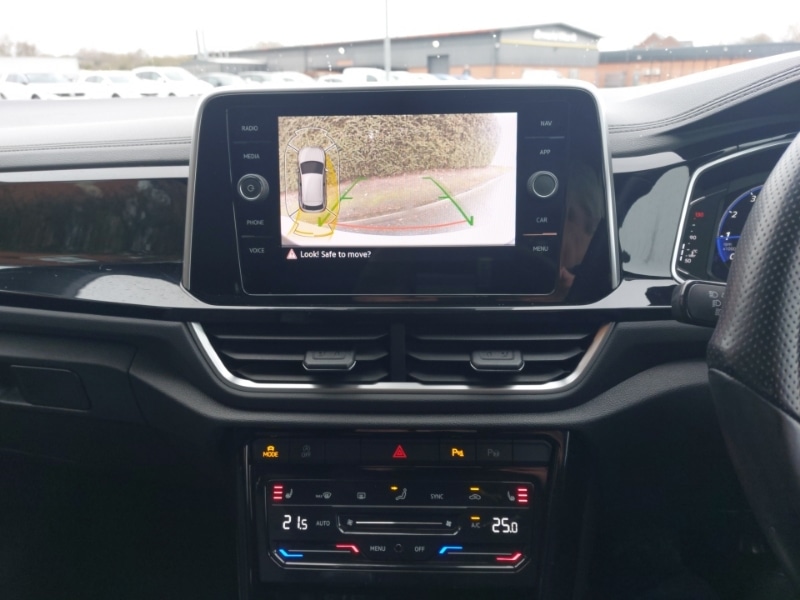 Used Volkswagen T-Roc 2022 for sale - 77912666: Photo 11