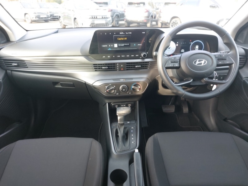 Used Hyundai i20 2024 for sale - 77980981: Photo 2