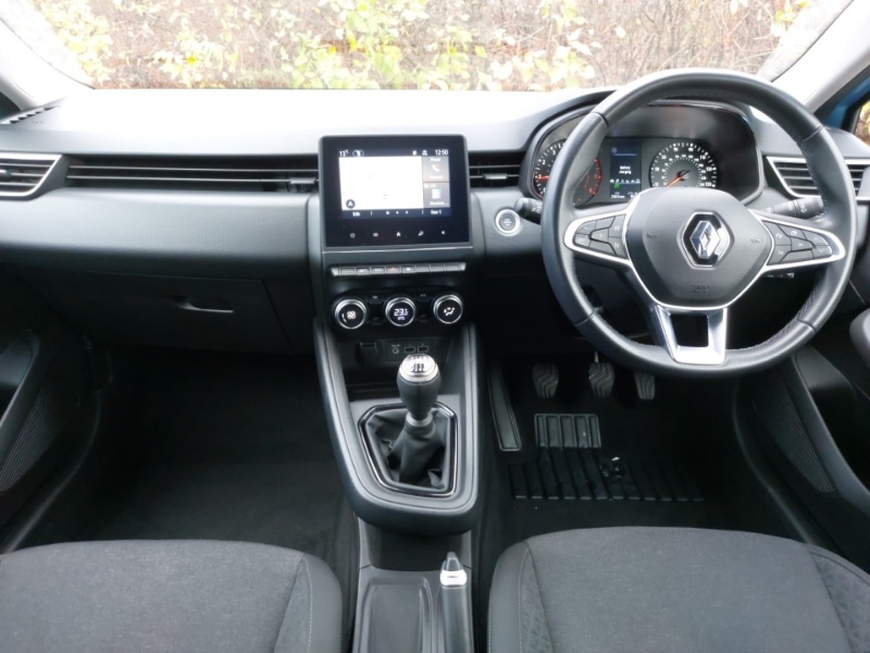 Used Renault Clio 2022 for sale - 76833387: Photo 2