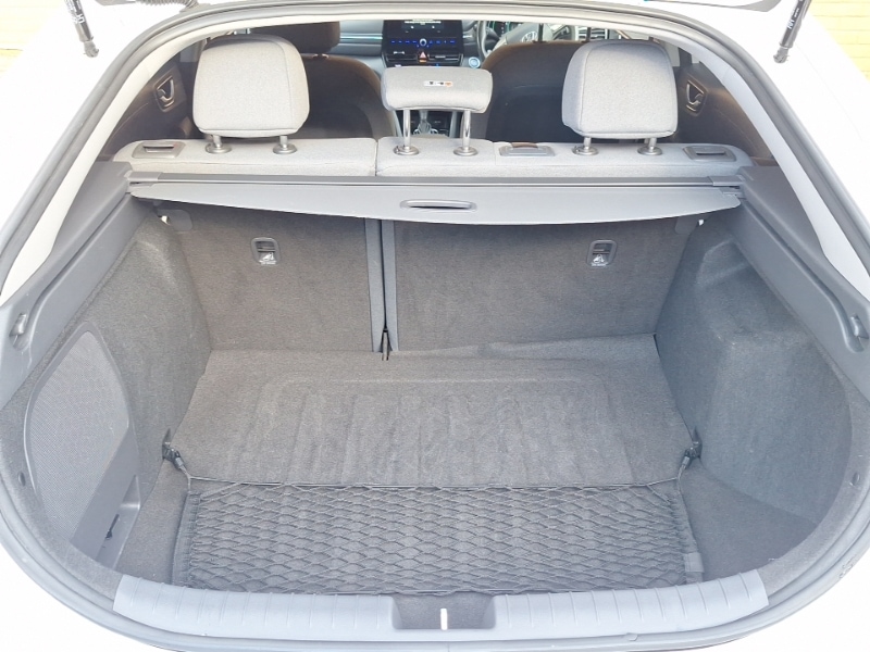 Used Hyundai IONIQ 2022 for sale - 76343137: Photo 8