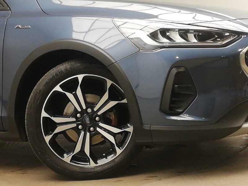 Used Ford Focus 2022 for sale - 76947692: Photo 9